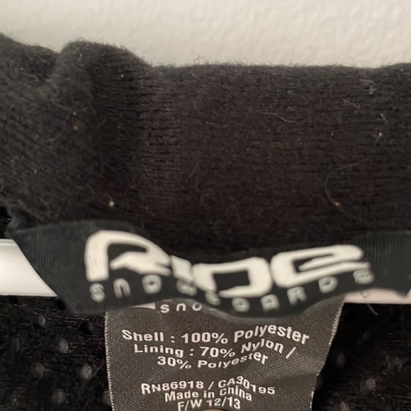 Snowboard jacket - Picture 9 of 10